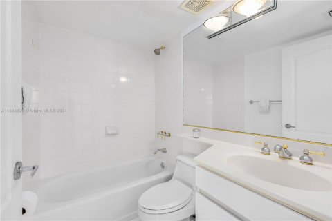 Copropriété à vendre à Miami Beach, Floride: 4 chambres, 208.66 m2 № 1227494 - photo 23