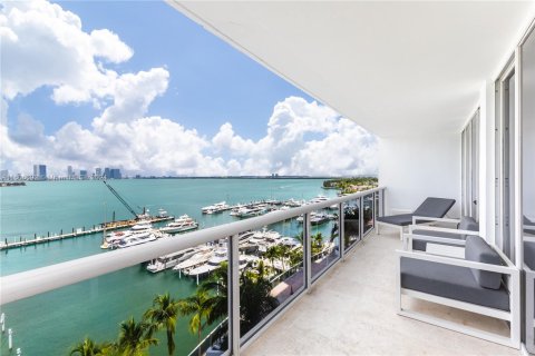 Condo in Miami Beach, Florida, 4 bedrooms  № 1227494 - photo 2