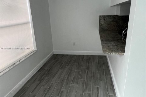 Condo in Miami, Florida, 3 bedrooms  № 1189209 - photo 7