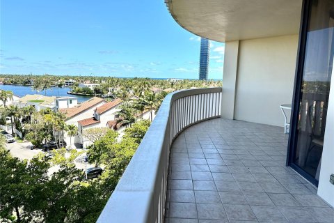 Condo in Aventura, Florida, 2 bedrooms  № 1128322 - photo 4