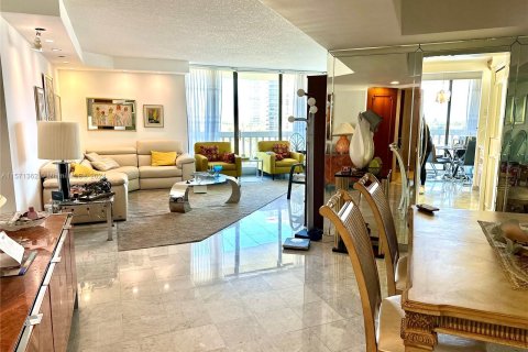 Condominio en venta en Aventura, Florida, 2 dormitorios, 140.47 m2 № 1128322 - foto 6