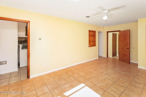 Duplex in Starke, Florida 5 bedrooms, 254.18 sq.m. № 766308 - photo 4