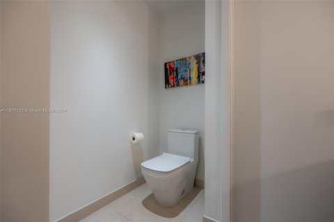 Condominio en venta en Miami, Florida, 61.5 m2 № 1404112 - foto 19