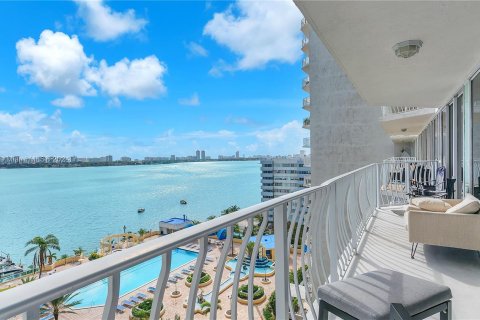 Condominio en venta en North Bay Village, Florida, 2 dormitorios, 95.69 m2 № 1404109 - foto 27