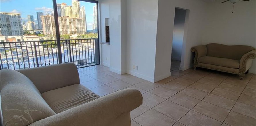 Condo à Sunny Isles Beach, Floride, 2 chambres  № 1353896