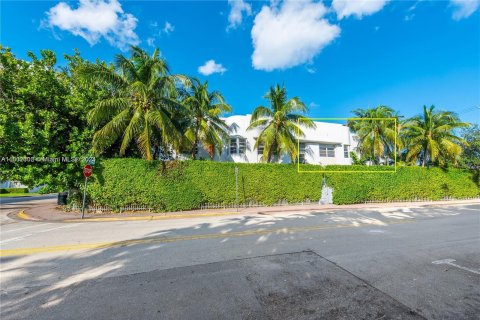 Condominio en venta en Miami Beach, Florida, 2 dormitorios, 103.86 m2 № 940708 - foto 9