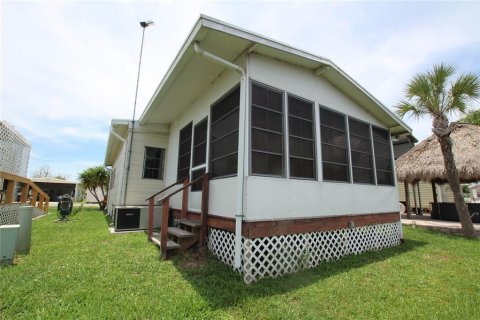 Condo in Okeechobee, Florida, 1 bedroom  № 1249603 - photo 4