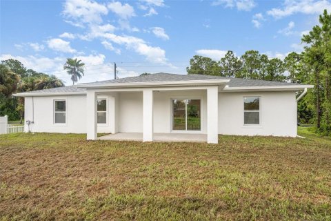 Villa ou maison à vendre à Palm Bay, Floride: 3 chambres, 151.52 m2 № 1344691 - photo 16