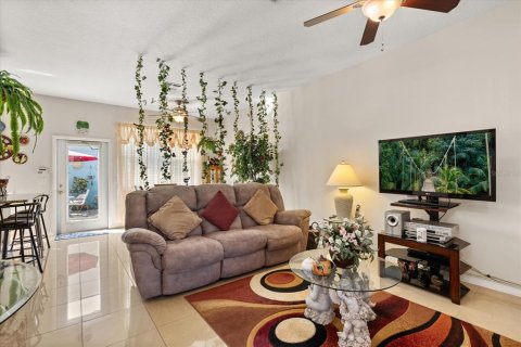 Adosado en venta en Orlando, Florida, 3 dormitorios, 127.74 m2 № 1403833 - foto 7