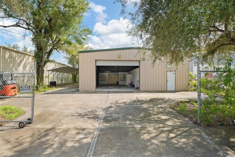 Immobilier commercial à vendre à Tampa, Floride: 241.55 m2 № 1403803 - photo 2