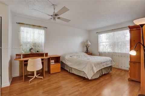 Copropriété à vendre à Sunrise, Floride: 1 chambre, 69.68 m2 № 1008905 - photo 14