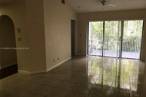 Condo in Plantation, Florida, 1 bedroom  № 1357273 - photo 3