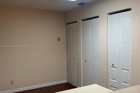 Condo in Plantation, Florida, 1 bedroom  № 1357273 - photo 18