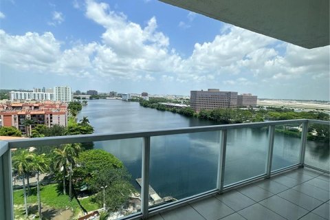 Copropriété à louer à Miami, Floride: 2 chambres, 80.45 m2 № 1357275 - photo 4