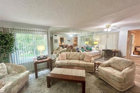 Condominio en alquiler en Saint Petersburg, Florida, 2 dormitorios, 127.74 m2 № 1358433 - foto 13