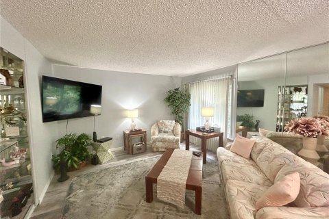 Condominio en alquiler en Saint Petersburg, Florida, 2 dormitorios, 127.74 m2 № 1358433 - foto 12