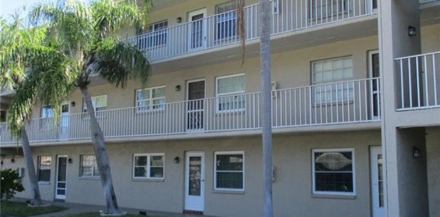 Condominio en Dunedin, Florida, 2 dormitorios  № 1406646