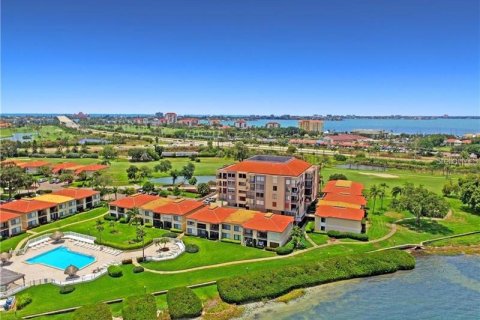 Condominio en alquiler en Saint Petersburg, Florida, 2 dormitorios, 97.55 m2 № 319923 - foto 20