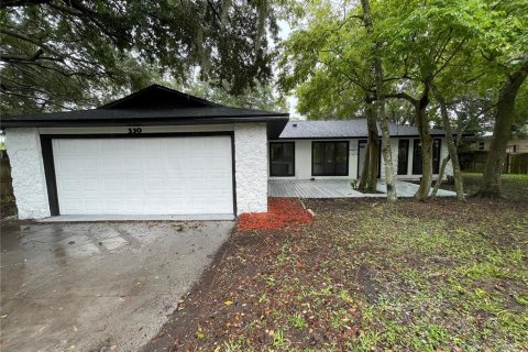 House in Merrit Island, Florida 3 bedrooms, 141.58 sq.m. № 1315324 - photo 1