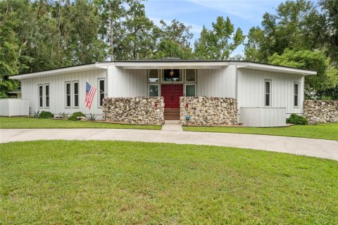 Villa ou maison à vendre à Lake City, Floride: 4 chambres, 321.81 m2 № 1342125 - photo 1