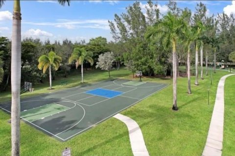 Casa en venta en Lake Worth, Florida, 5 dormitorios, 372.45 m2 № 1225620 - foto 9