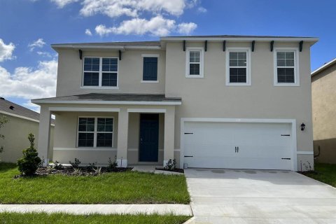 House in Lakeland, Florida 5 bedrooms, 241.64 sq.m. № 1125139 - photo 1