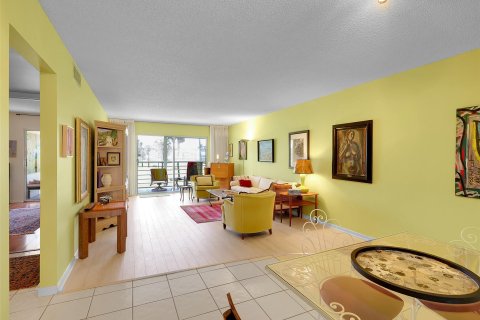 Condo in Coconut Creek, Florida, 2 bedrooms  № 1159477 - photo 21