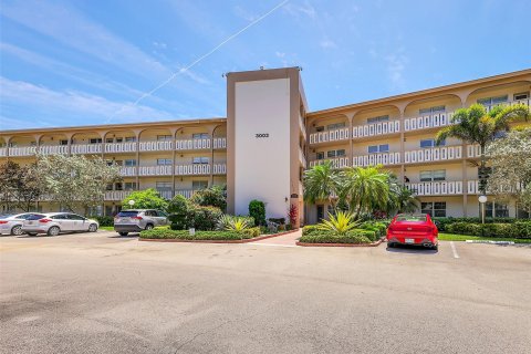 Condo in Coconut Creek, Florida, 2 bedrooms  № 1159477 - photo 29