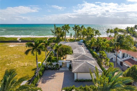 Villa ou maison à vendre à Golden Beach, Floride: 4 chambres, 436.73 m2 № 825122 - photo 2