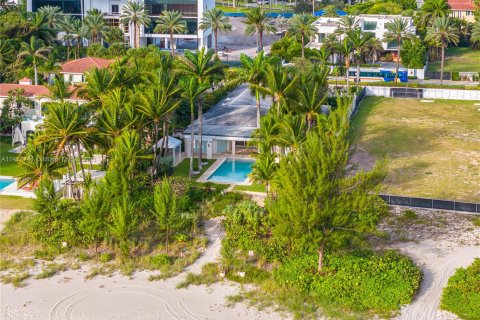 Villa ou maison à vendre à Golden Beach, Floride: 4 chambres, 436.73 m2 № 825122 - photo 21