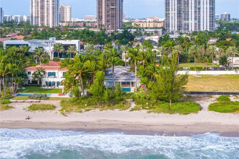 Villa ou maison à vendre à Golden Beach, Floride: 4 chambres, 436.73 m2 № 825122 - photo 22
