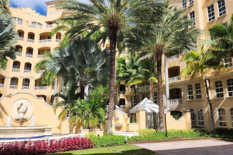 Condominio en venta en Aventura, Florida, 2 dormitorios, 108.79 m2 № 1328981 - foto 3