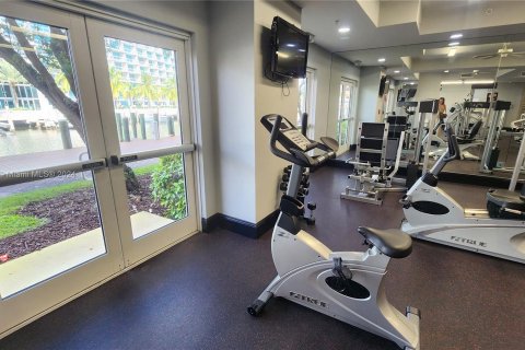 Condo in Aventura, Florida, 2 bedrooms  № 1328981 - photo 16