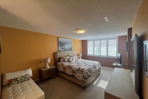 Condo in Hollywood, Florida, 2 bedrooms  № 921052 - photo 6