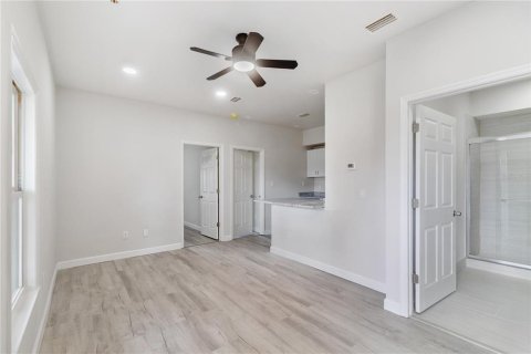 Immobilier commercial à vendre à Tampa, Floride: 241.55 m2 № 1350992 - photo 22