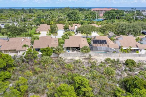 Villa ou maison à vendre à Jupiter, Floride: 3 chambres, 175.49 m2 № 929903 - photo 1