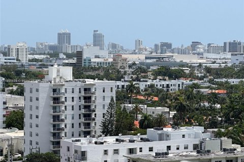 Copropriété à louer à Miami Beach, Floride: 1 chambre, 75.16 m2 № 1370845 - photo 13