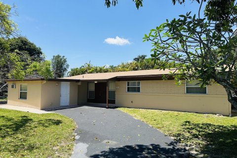 House in Fort Lauderdale, Florida 4 bedrooms, 157.56 sq.m. № 1173213 - photo 24