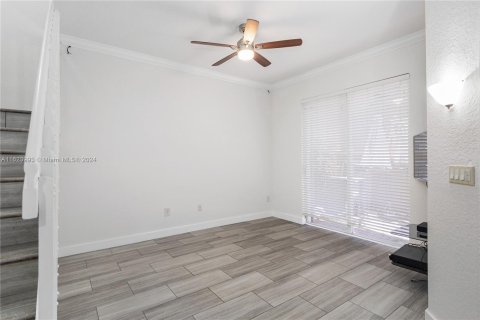 Condo in Dania Beach, Florida, 3 bedrooms  № 1291023 - photo 2