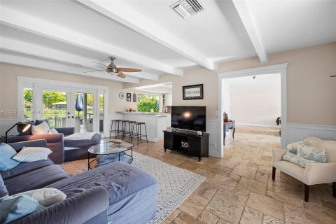 Casa en venta en Coral Springs, Florida, 3 dormitorios, 210.8 m2 № 1077995 - foto 26