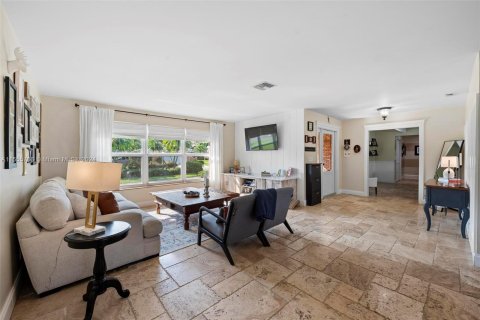 Villa ou maison à vendre à Coral Springs, Floride: 3 chambres, 210.8 m2 № 1077995 - photo 13