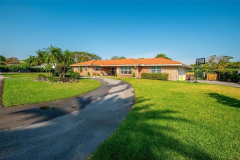 Casa en venta en Coral Springs, Florida, 3 dormitorios, 210.8 m2 № 1077995 - foto 6