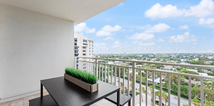 Condo à Lauderdale-by-the-Sea, Floride, 2 chambres  № 856075