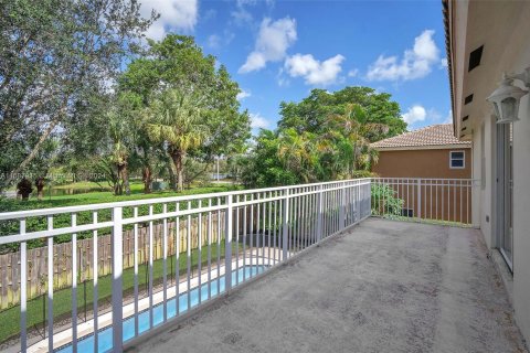 Villa ou maison à vendre à Weston, Floride: 4 chambres, 266.07 m2 № 1428447 - photo 16