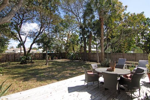 Casa en venta en Lake Worth, Florida, 3 dormitorios, 144.83 m2 № 1016986 - foto 11