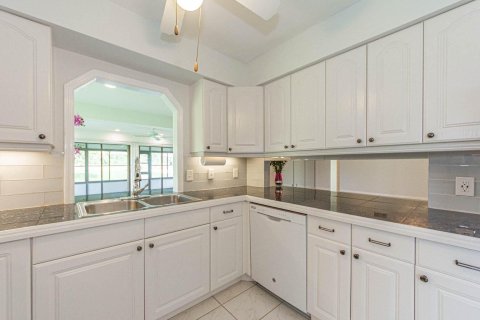 Villa ou maison à vendre à West Palm Beach, Floride: 2 chambres, 178.93 m2 № 1161772 - photo 26