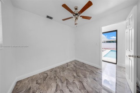 Casa en venta en Hollywood, Florida, 3 dormitorios, 93.65 m2 № 1413499 - foto 10