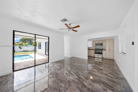 Casa en venta en Hollywood, Florida, 3 dormitorios, 93.65 m2 № 1413499 - foto 15