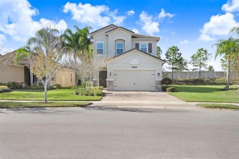 House in Wesley Chapel, Florida 5 bedrooms, 314.1 sq.m. № 882806 - photo 2