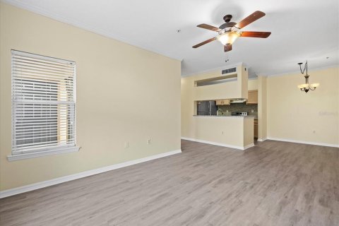 Condo in Tampa, Florida, 2 bedrooms  № 1440530 - photo 15